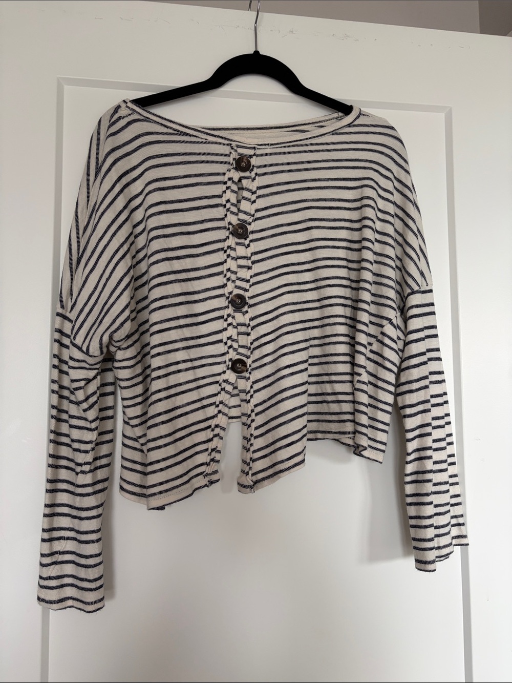 Vintage Havana striped cropped thin sweater with buttons up the back